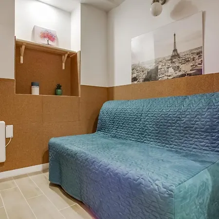 Flat For 4 Located In The Heart Of Paris Apartment Paris